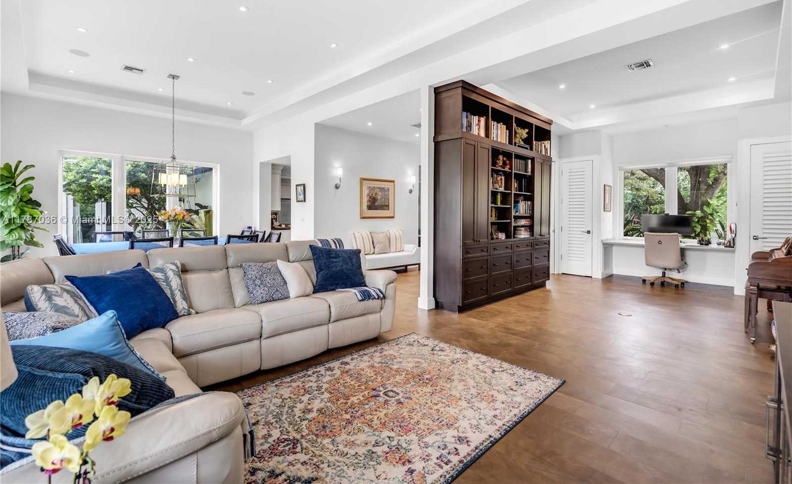 Small Image of 11835 SOUTH WEST 91ST AVE, Miami Number 13