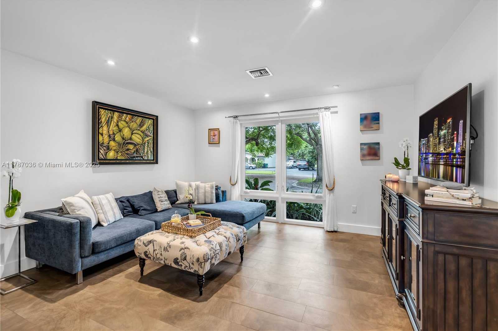 Small Image of 11835 SOUTH WEST 91ST AVE, Miami Number 21