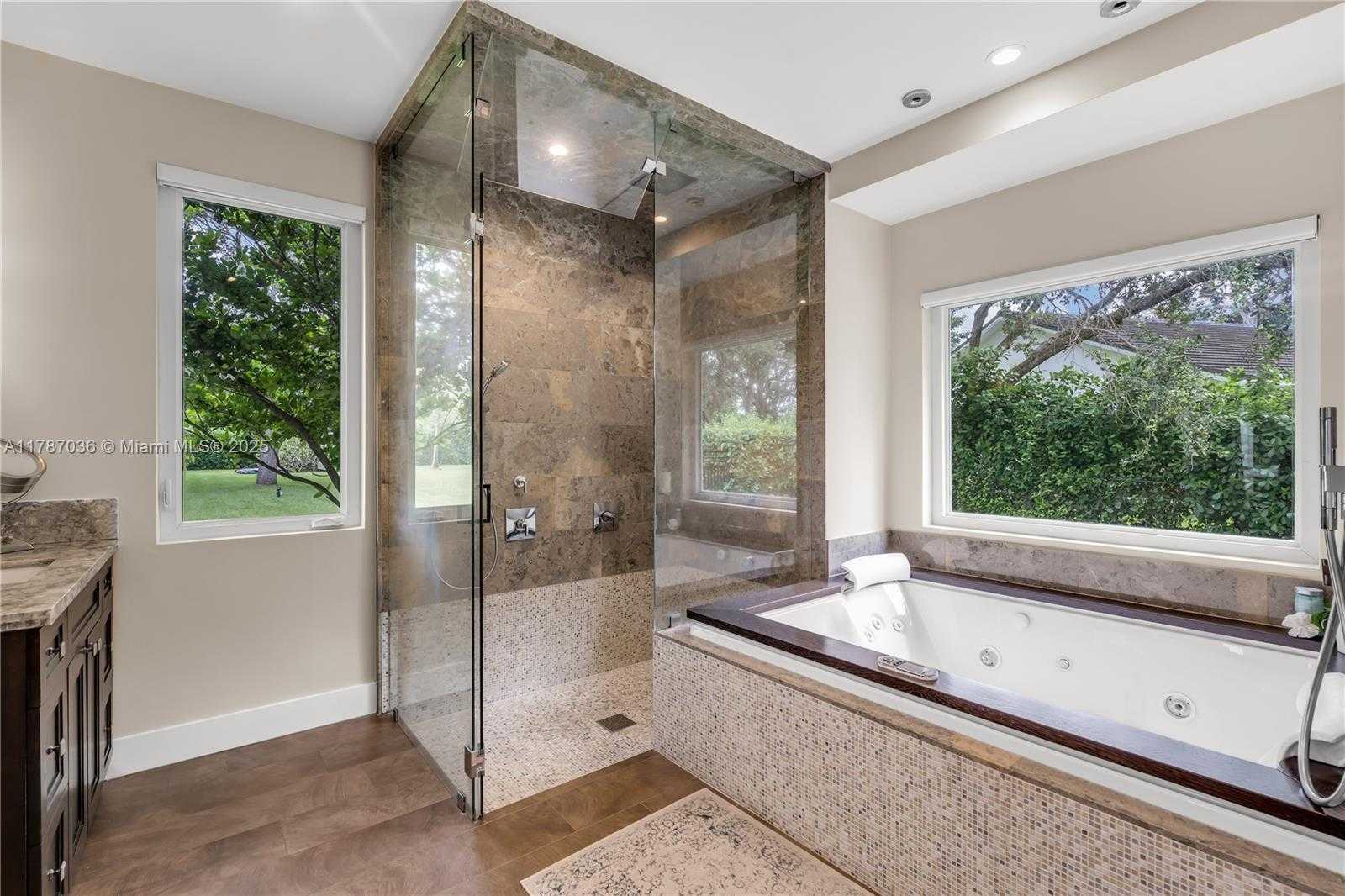 Small Image of 11835 SOUTH WEST 91ST AVE, Miami Number 37
