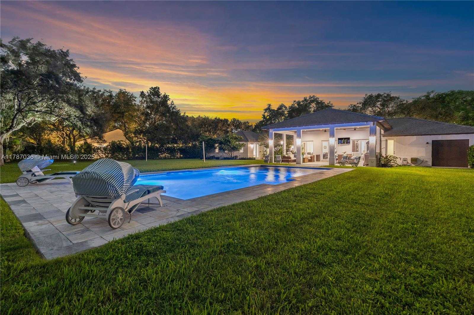Small Image of 11835 SOUTH WEST 91ST AVE, Miami Number 4