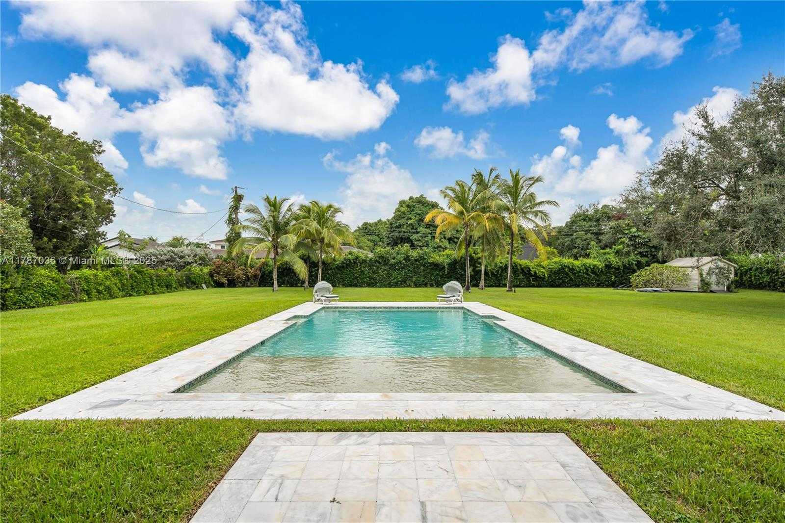 Small Image of 11835 SOUTH WEST 91ST AVE, Miami Number 46