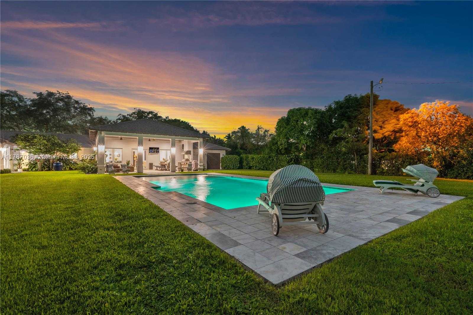 Small Image of 11835 SOUTH WEST 91ST AVE, Miami Number 5