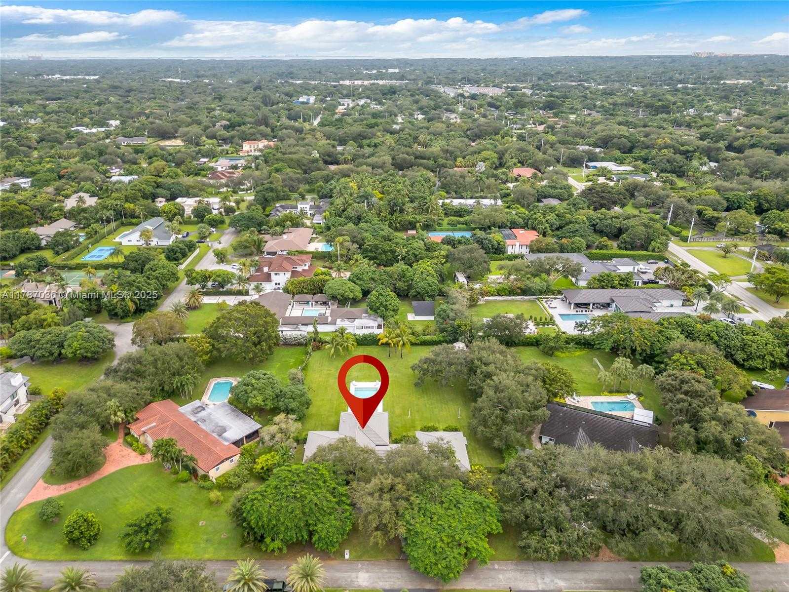 Small Image of 11835 SOUTH WEST 91ST AVE, Miami Number 54