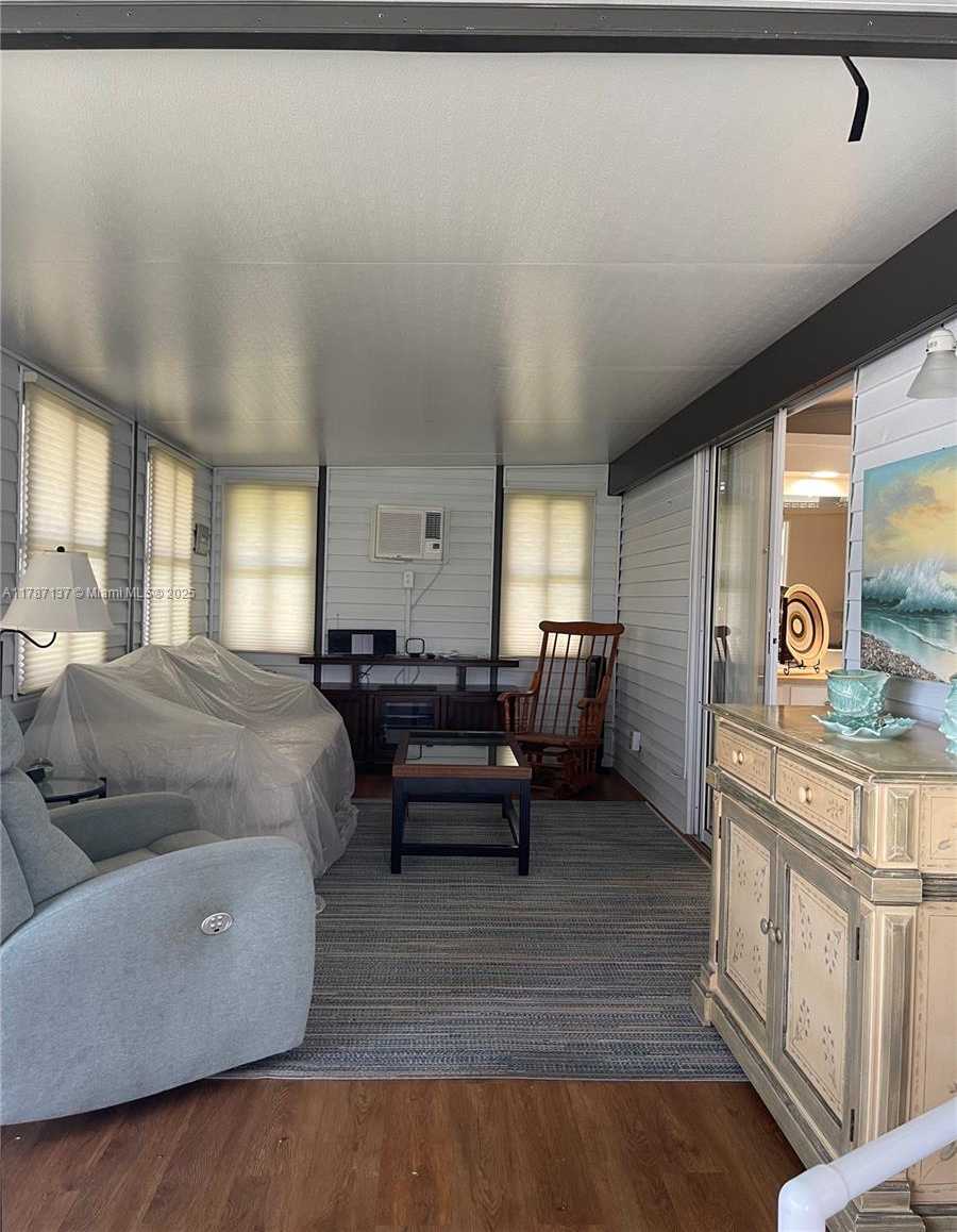Small Image of 619, Boynton Beach Number 26