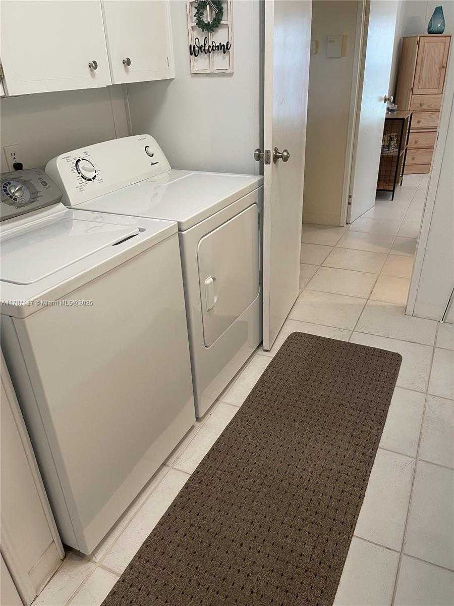 Small Image of 619, Boynton Beach Number 28