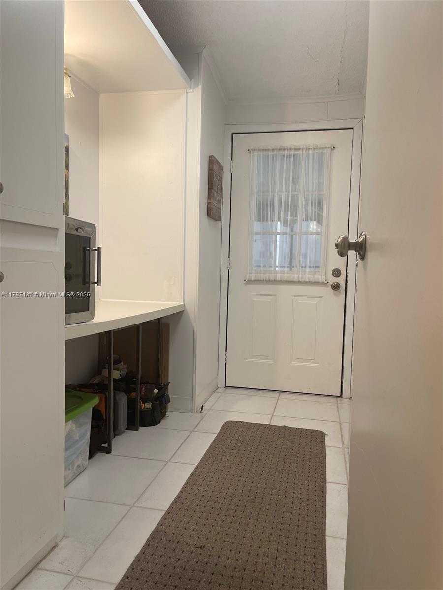 Small Image of 619, Boynton Beach Number 29