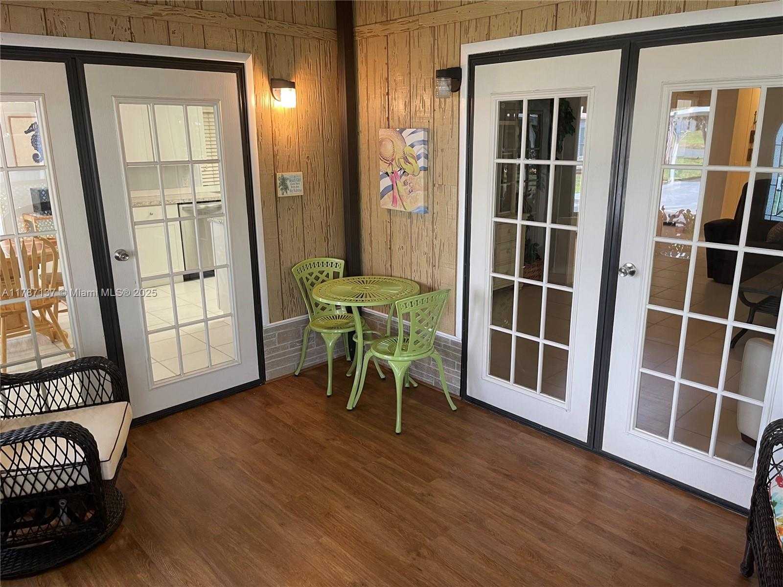 Small Image of 619, Boynton Beach Number 7