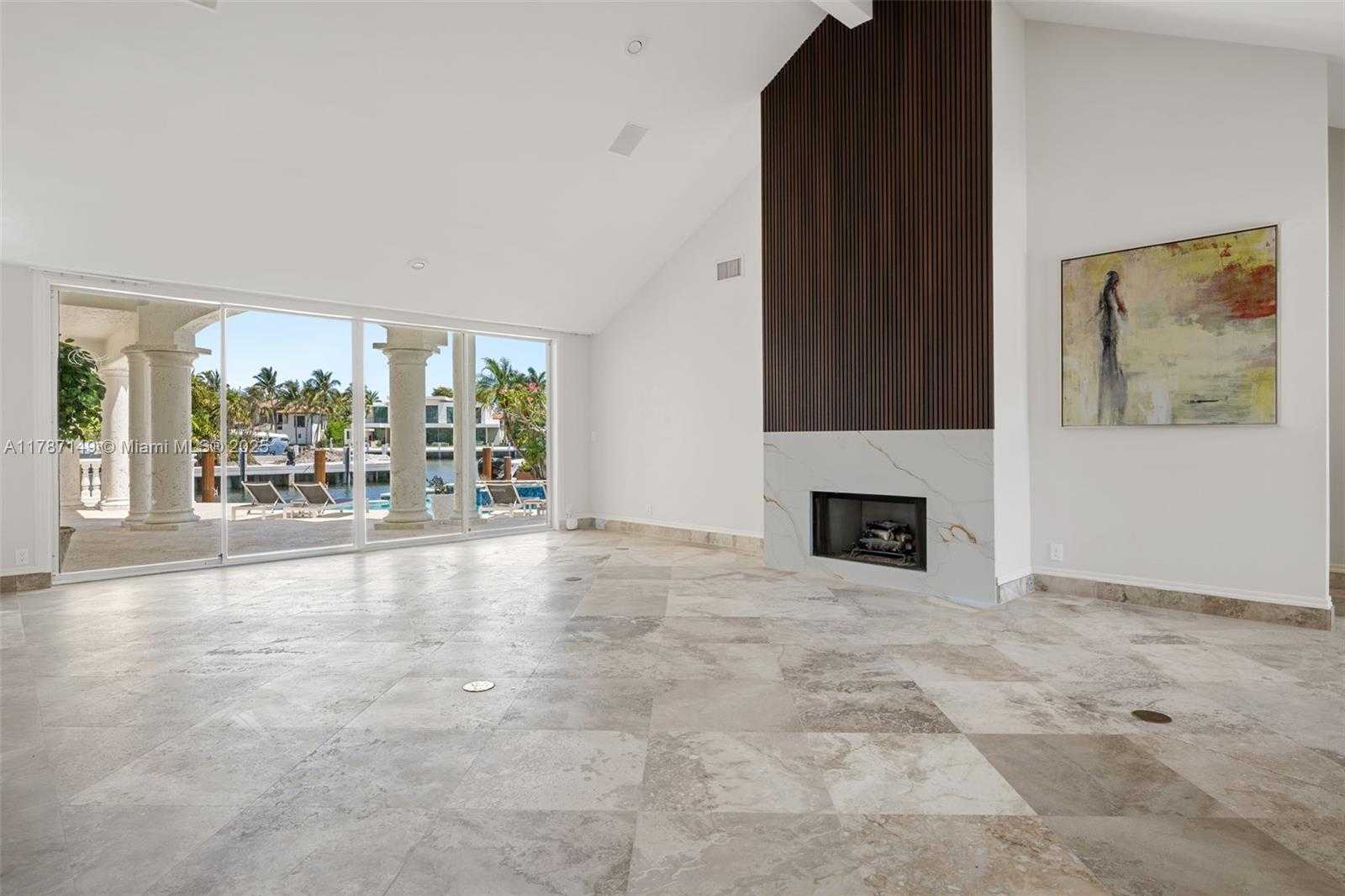 Small Image of 2561 LUCILLE DR, Fort Lauderdale Number 14