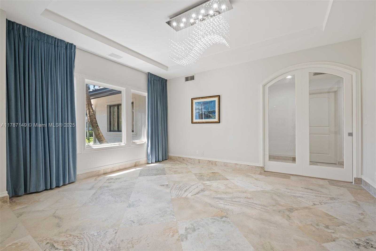 Small Image of 2561 LUCILLE DR, Fort Lauderdale Number 31