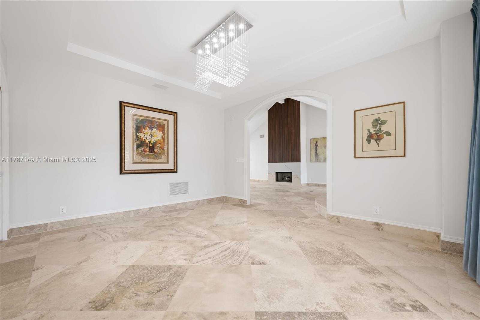 Small Image of 2561 LUCILLE DR, Fort Lauderdale Number 32