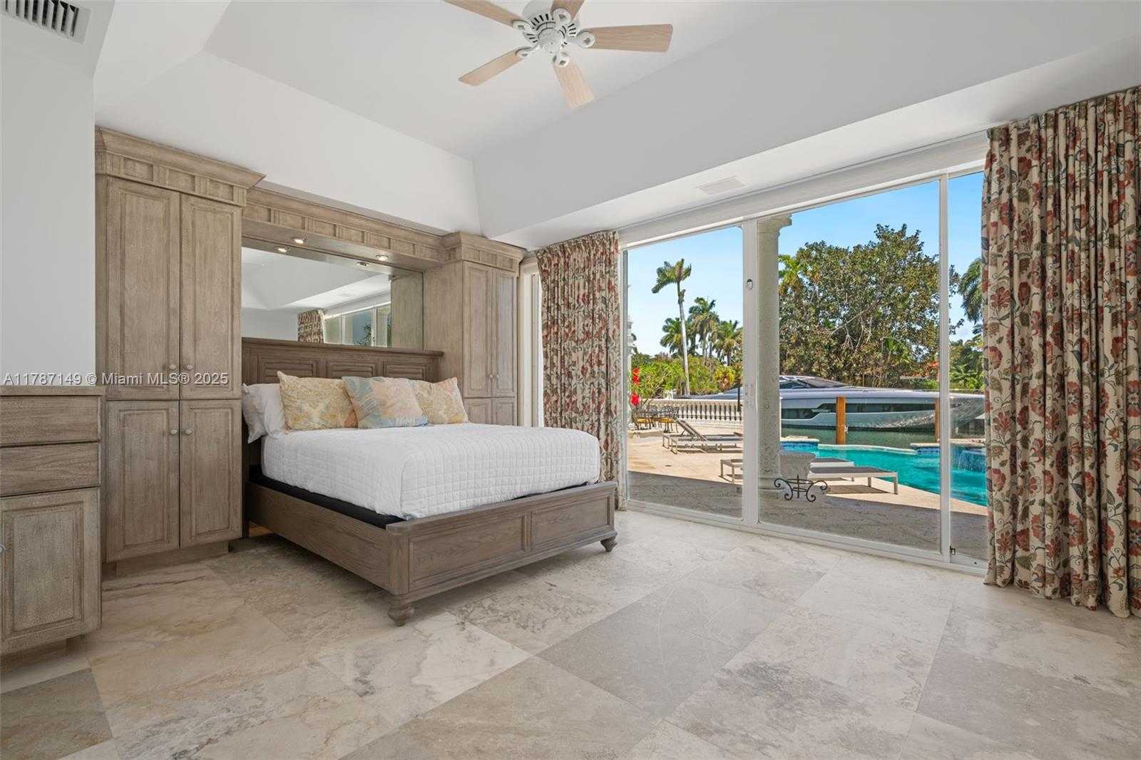 Small Image of 2561 LUCILLE DR, Fort Lauderdale Number 39