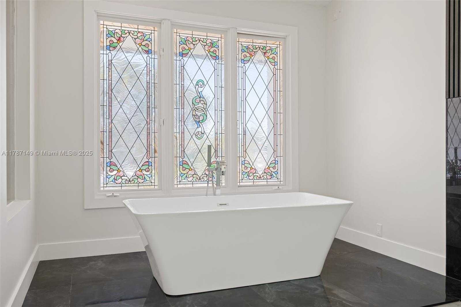 Small Image of 2561 LUCILLE DR, Fort Lauderdale Number 59