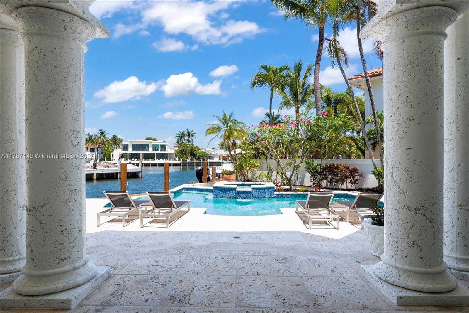 Small Image of 2561 LUCILLE DR, Fort Lauderdale Number 69