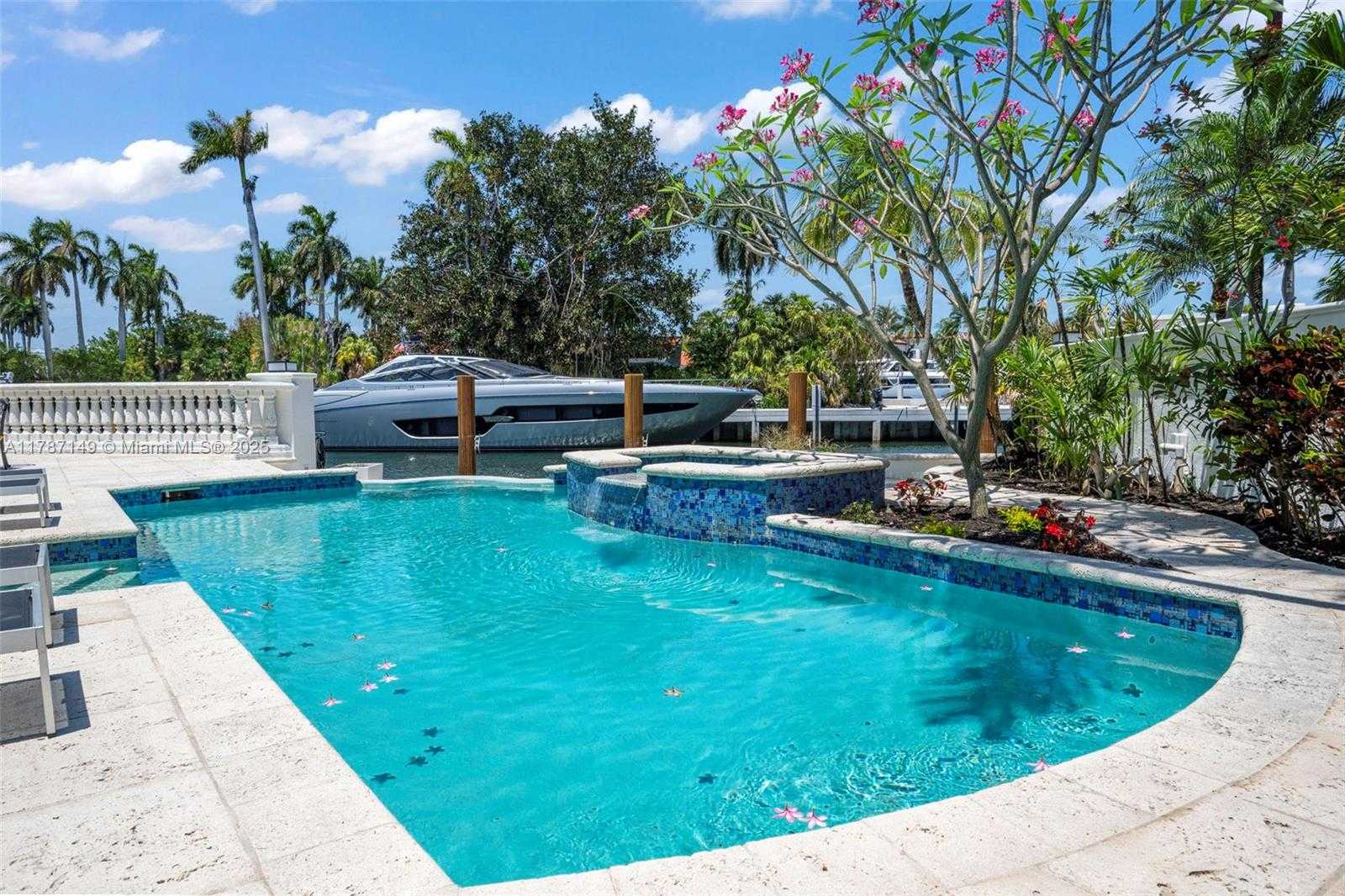 Small Image of 2561 LUCILLE DR, Fort Lauderdale Number 71