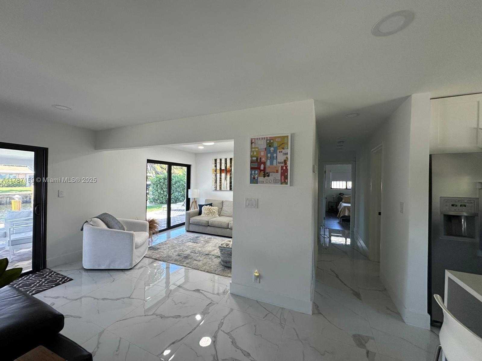 Small Image of 2501 NORTH EAST 50TH ST, Lighthouse Point Number 10