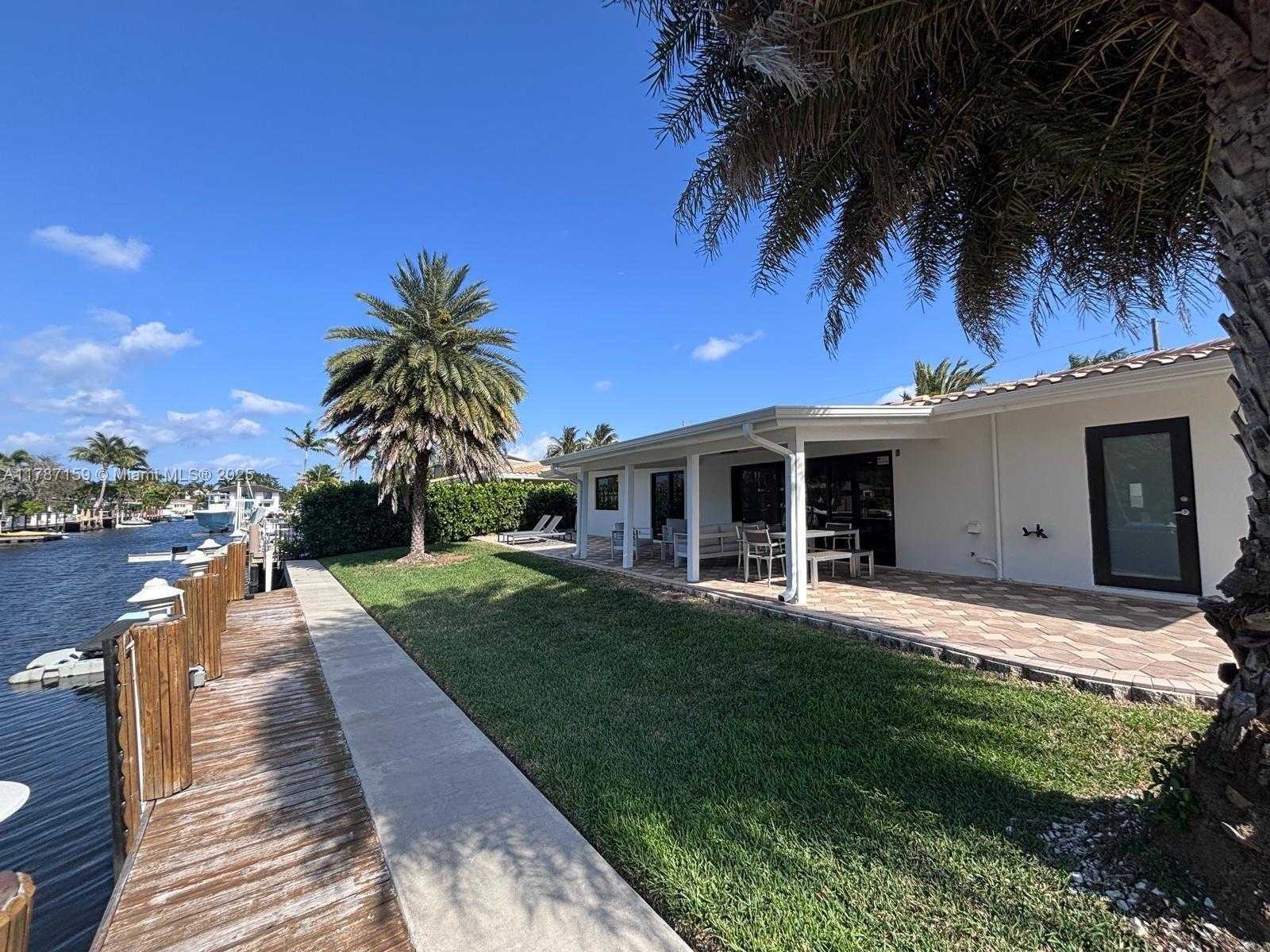 Small Image of 2501 NORTH EAST 50TH ST, Lighthouse Point Number 32