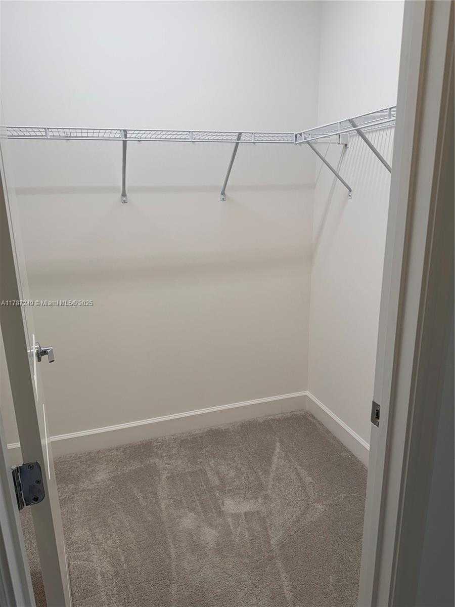 Small Image of 12612 SOUTH WEST GREEN CREEK DR, Port St. Lucie Number 11