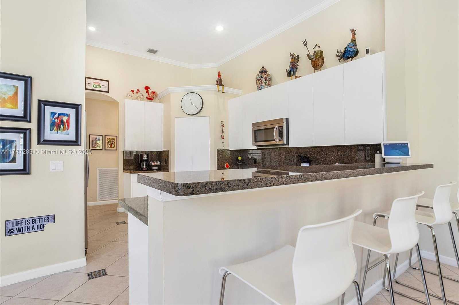 Small Image of 3848 OAK RIDGE CIR, Weston Number 27