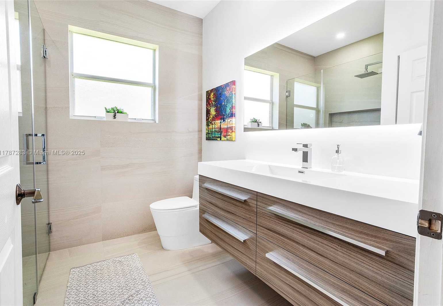 Small Image of 3848 OAK RIDGE CIR, Weston Number 38