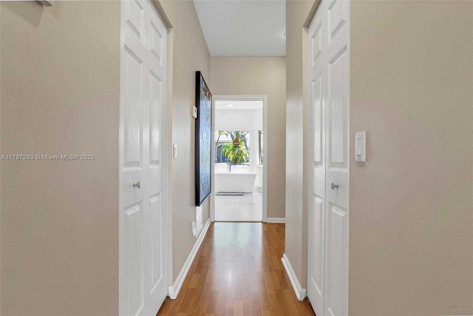 Small Image of 3848 OAK RIDGE CIR, Weston Number 46