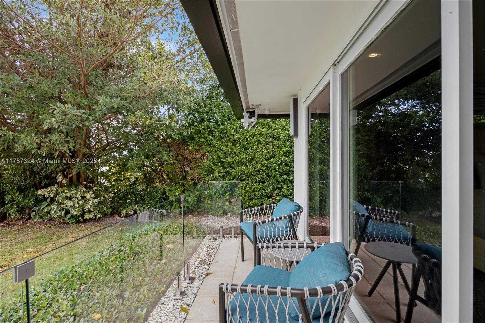 Small Image of 64 TARPOON LANE, Key Largo Number 21