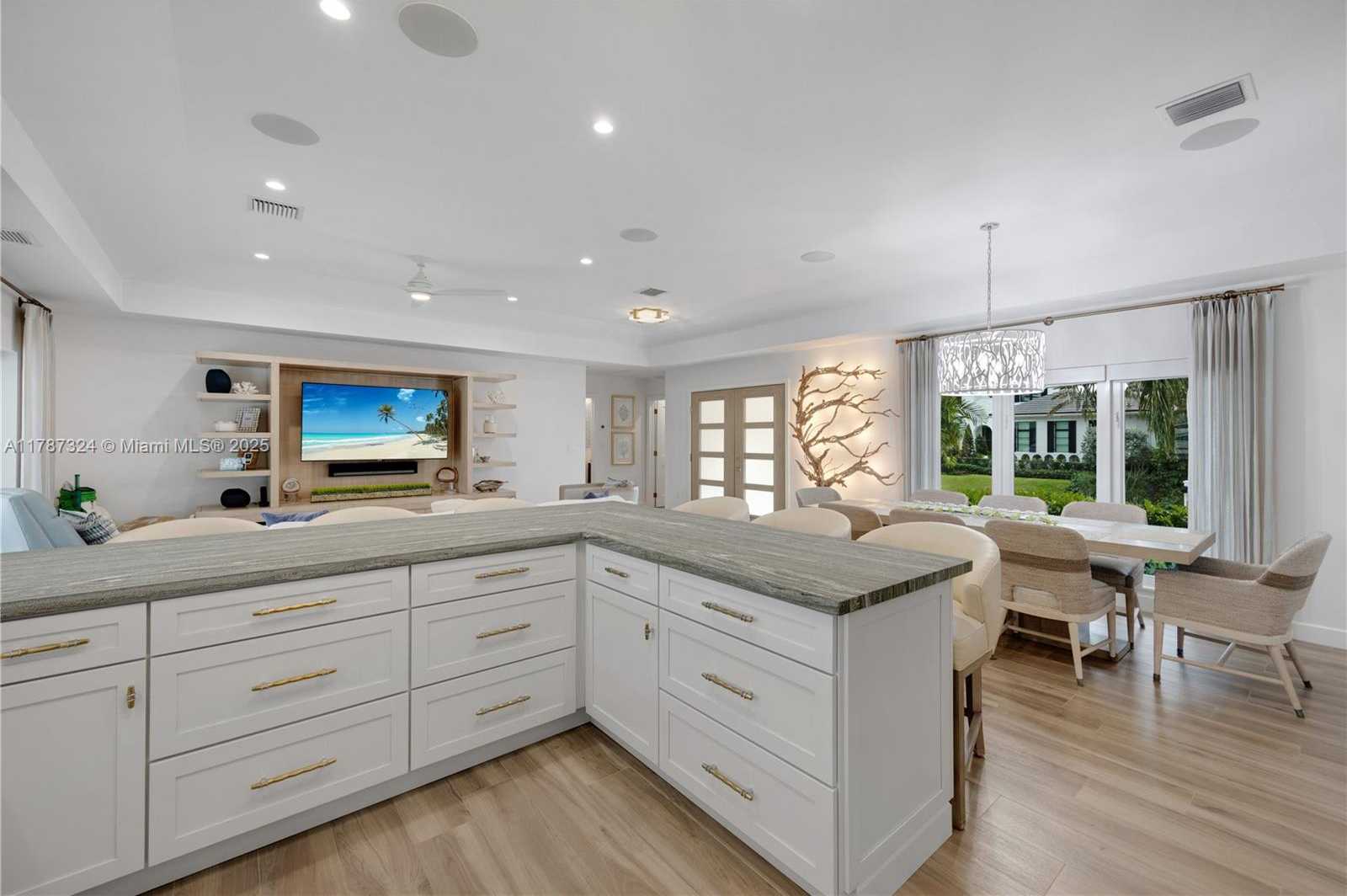 Small Image of 64 TARPOON LANE, Key Largo Number 7