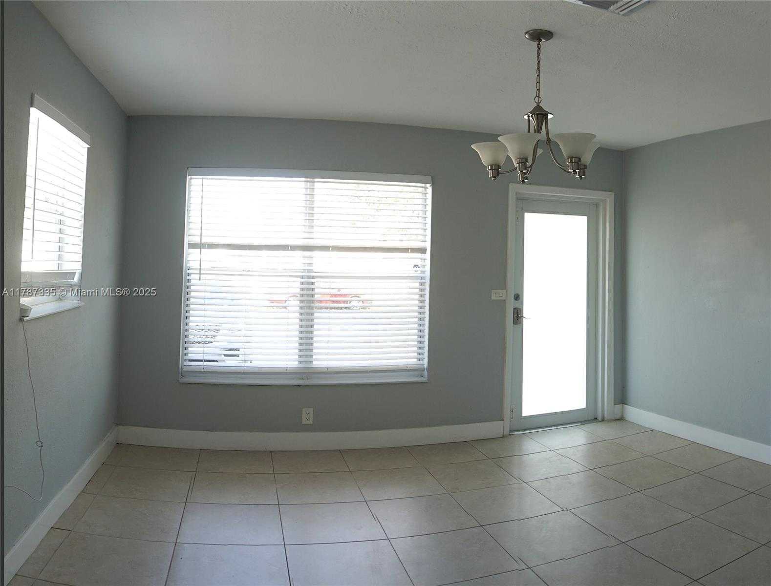 Small Image of 800 NORTH 69TH AVE, Hollywood Number 4