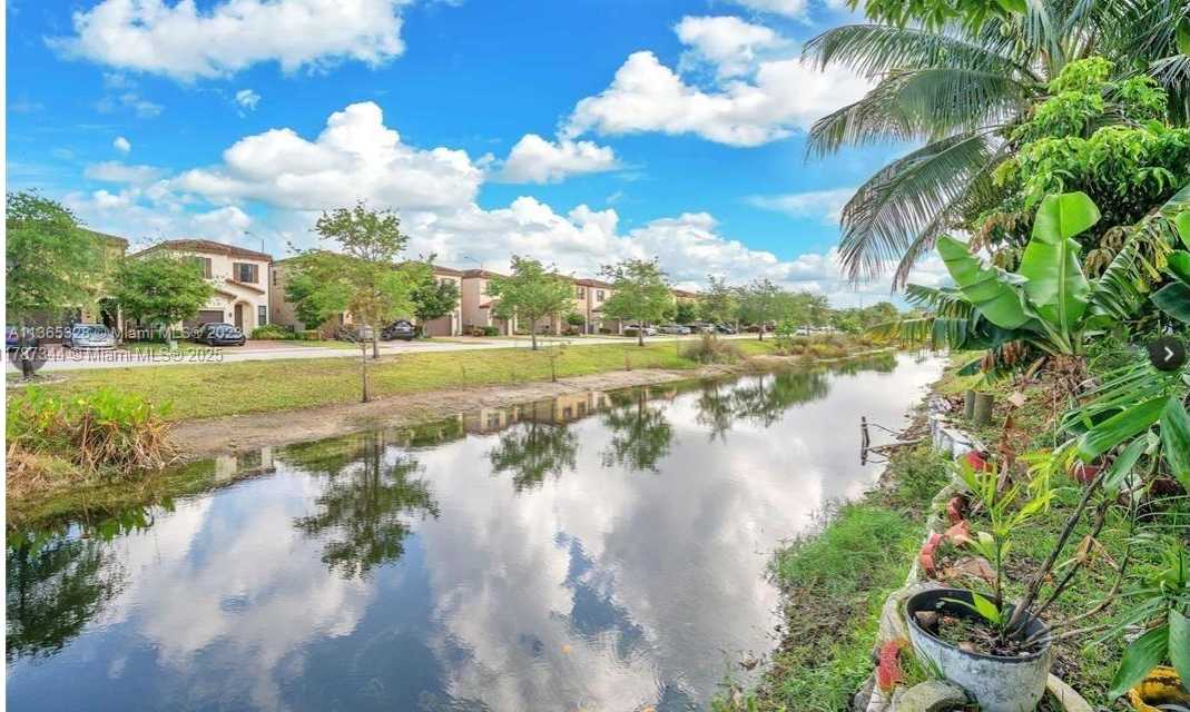 Small Image of 4941 NORTH WEST 55TH CT, Tamarac Number 18