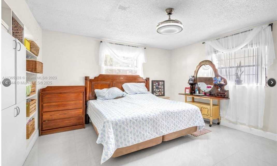 Small Image of 4941 NORTH WEST 55TH CT, Tamarac Number 20