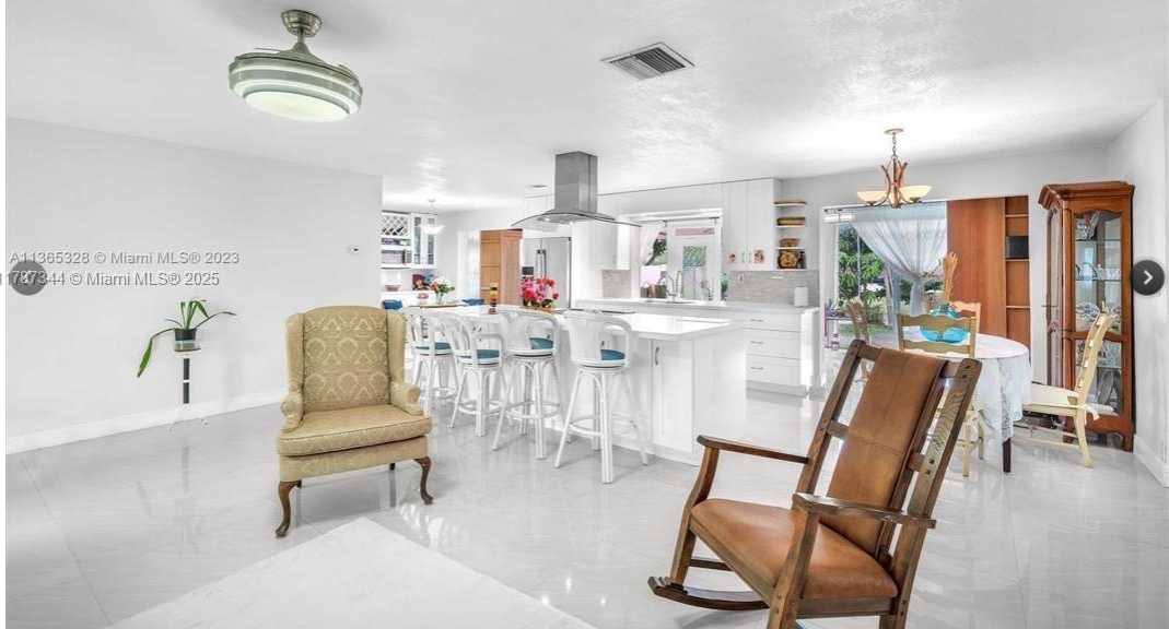 Small Image of 4941 NORTH WEST 55TH CT, Tamarac Number 5