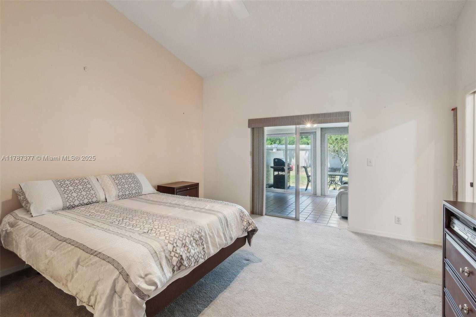 Small Image of 5260 TIFFANY ANNE CIR, West Palm Beach Number 20