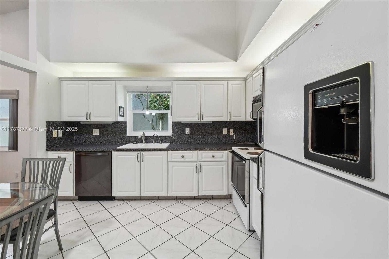 Small Image of 5260 TIFFANY ANNE CIR, West Palm Beach Number 9