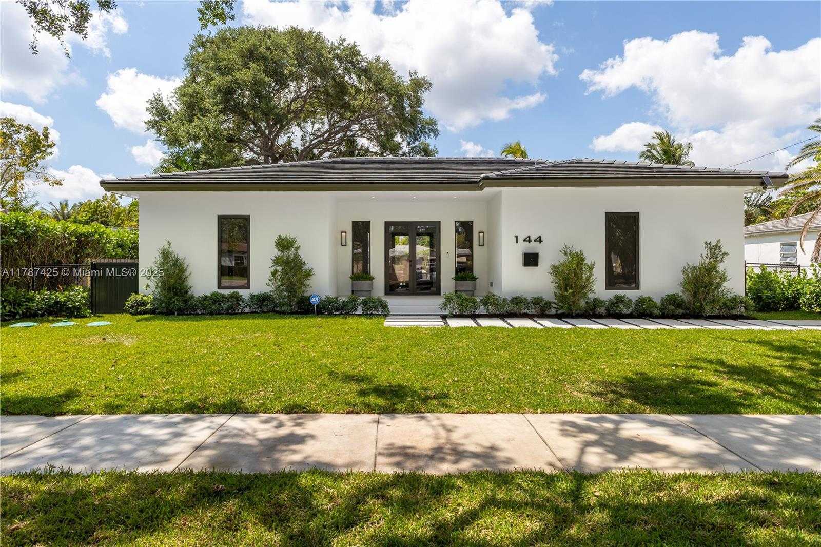 Small Image of 144 NORTH WEST 110TH ST, Miami Shores Number 2