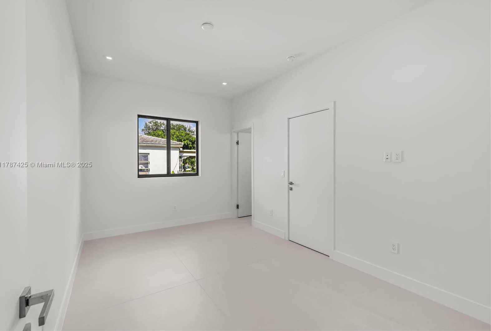 Small Image of 144 NORTH WEST 110TH ST, Miami Shores Number 30