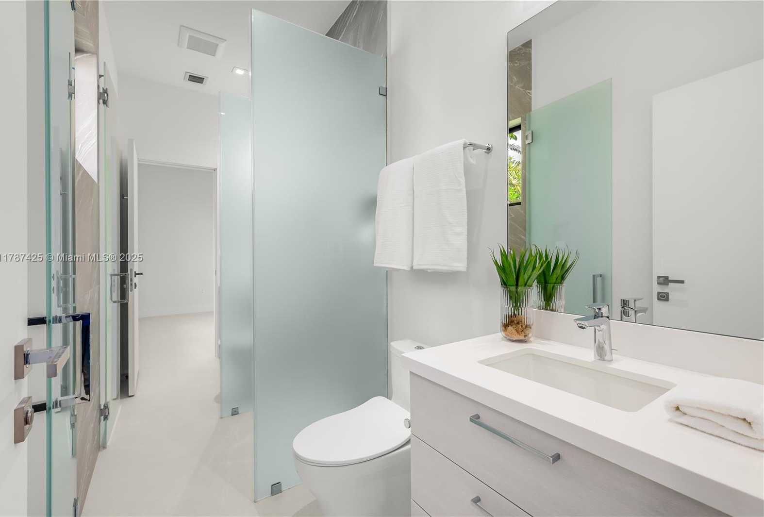 Small Image of 144 NORTH WEST 110TH ST, Miami Shores Number 32