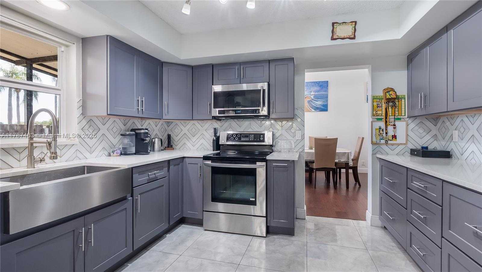 Small Image of 2641 HURON WAY, Miramar Number 14