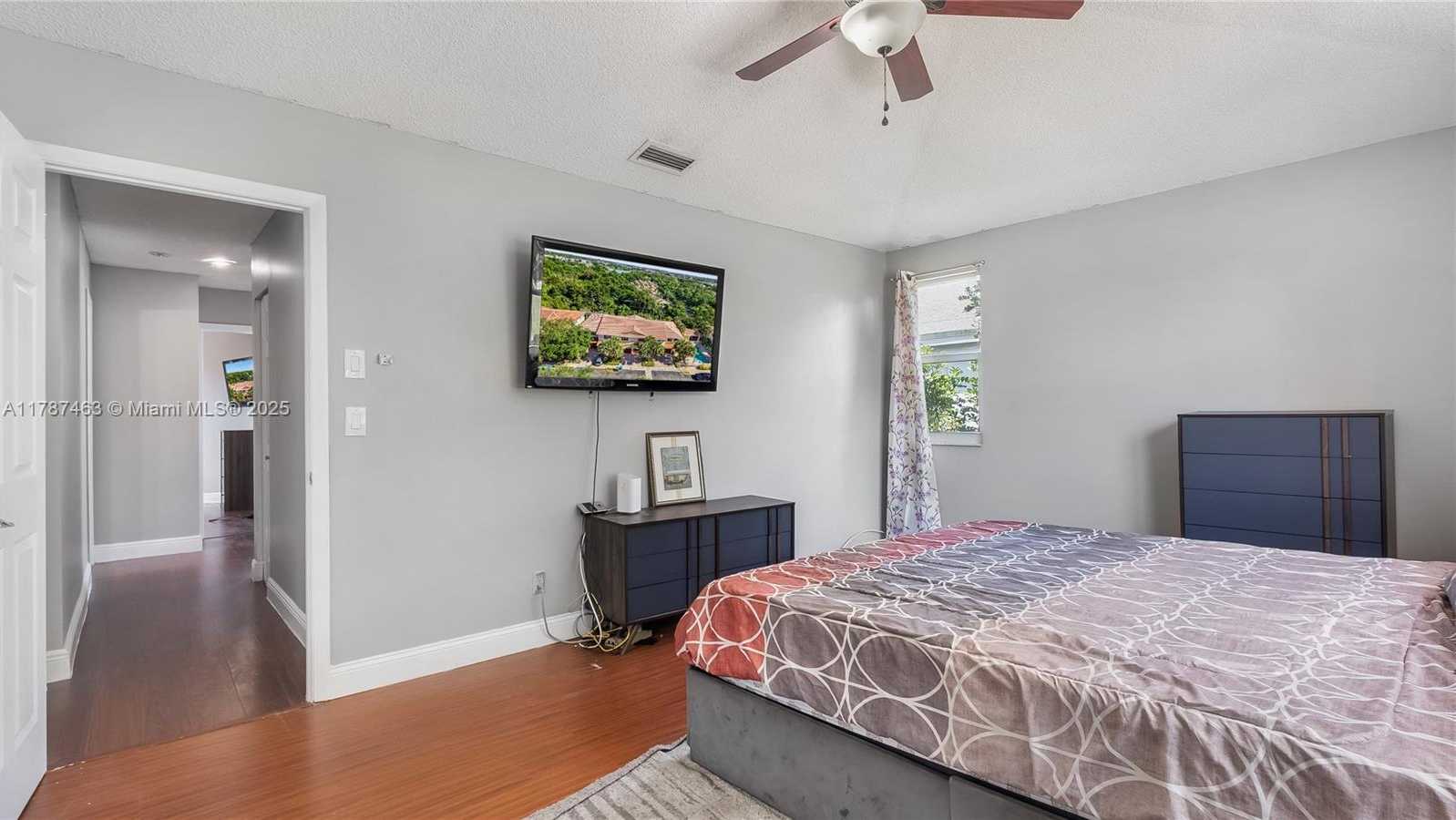 Small Image of 2641 HURON WAY, Miramar Number 24