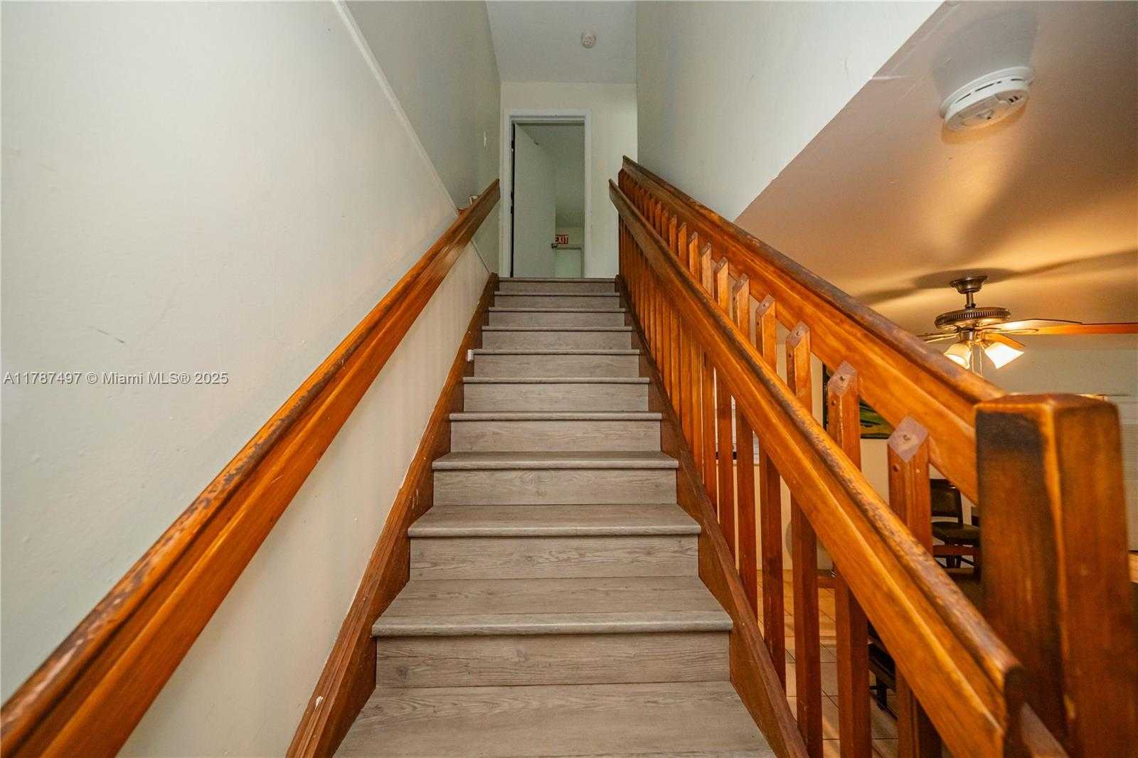 Small Image of 218 SOUTH WEST 14TH CT, Fort Lauderdale Number 13