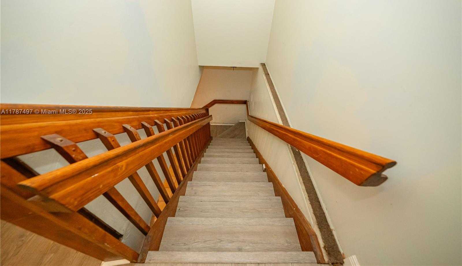 Small Image of 218 SOUTH WEST 14TH CT, Fort Lauderdale Number 14