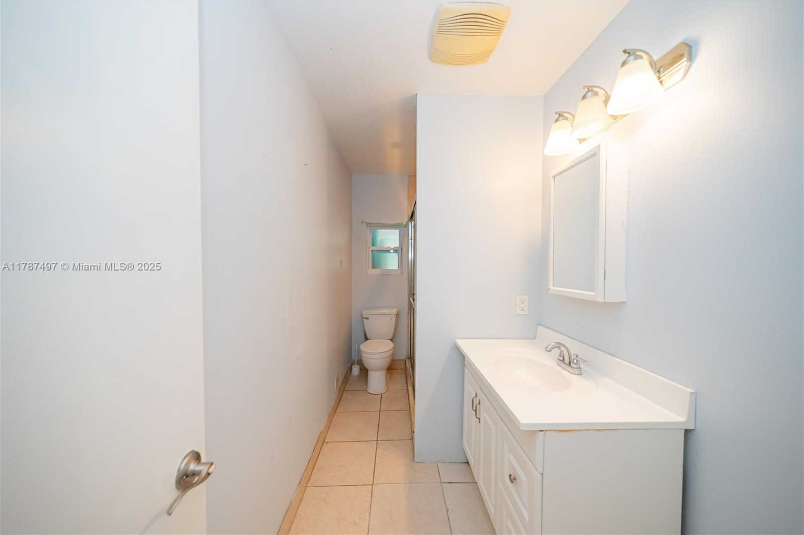 Small Image of 218 SOUTH WEST 14TH CT, Fort Lauderdale Number 22