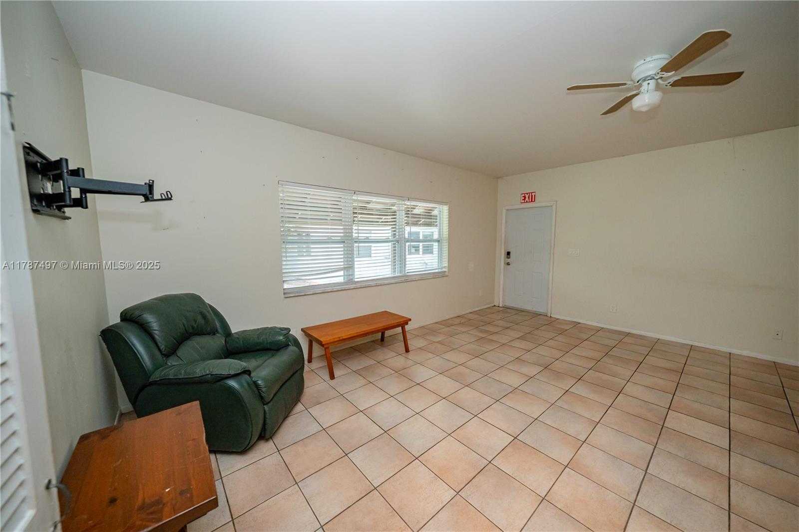 Small Image of 218 SOUTH WEST 14TH CT, Fort Lauderdale Number 28