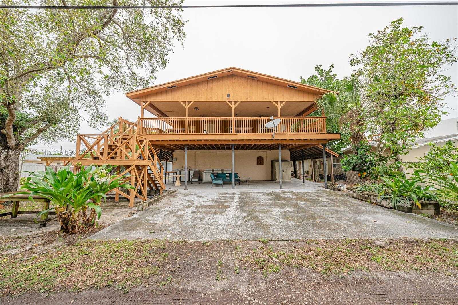 Small Image of 218 SOUTH WEST 14TH CT, Fort Lauderdale Number 8