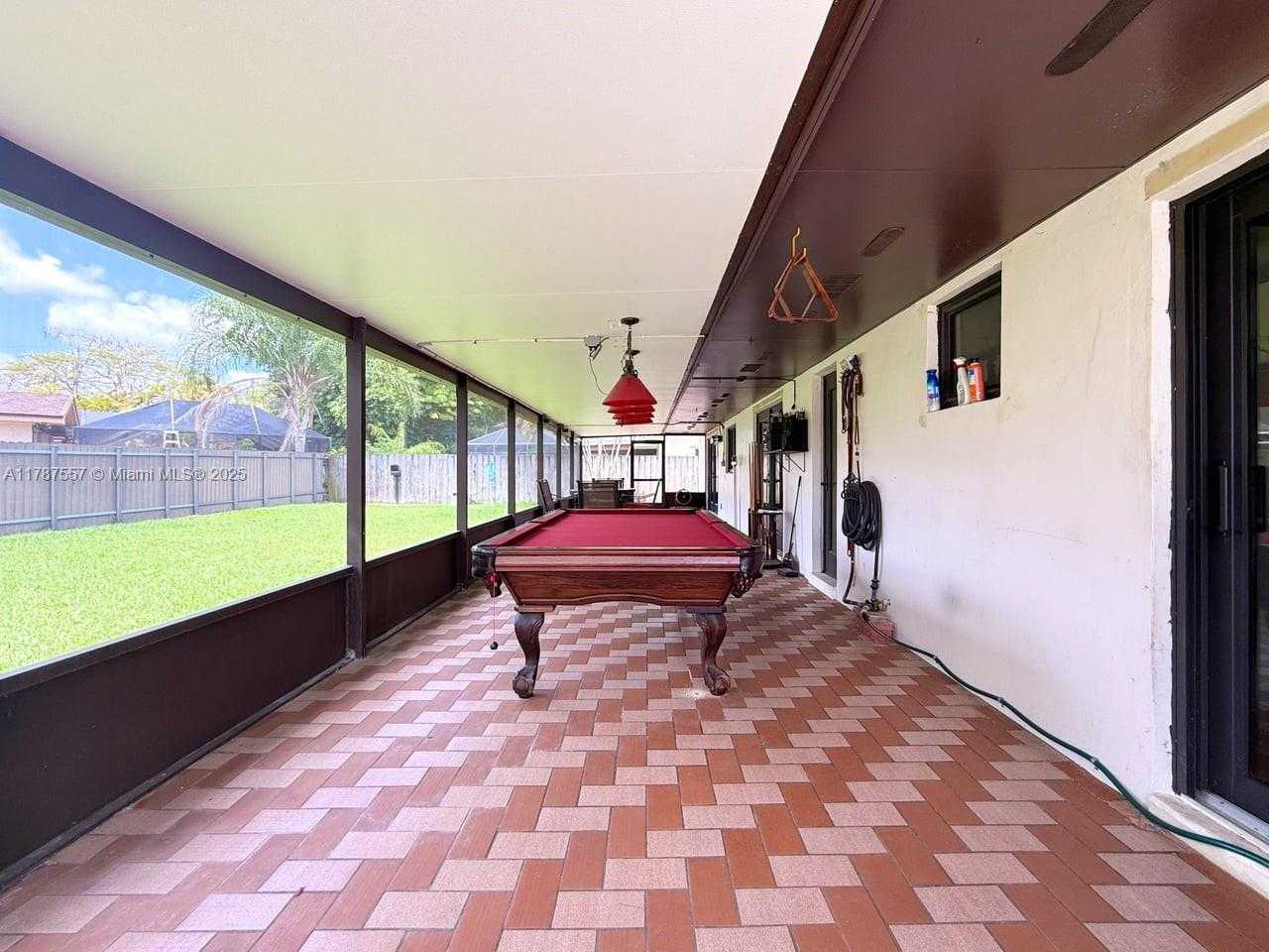 Small Image of 19612 SOUTH WEST 87TH PL, Cutler Bay Number 25