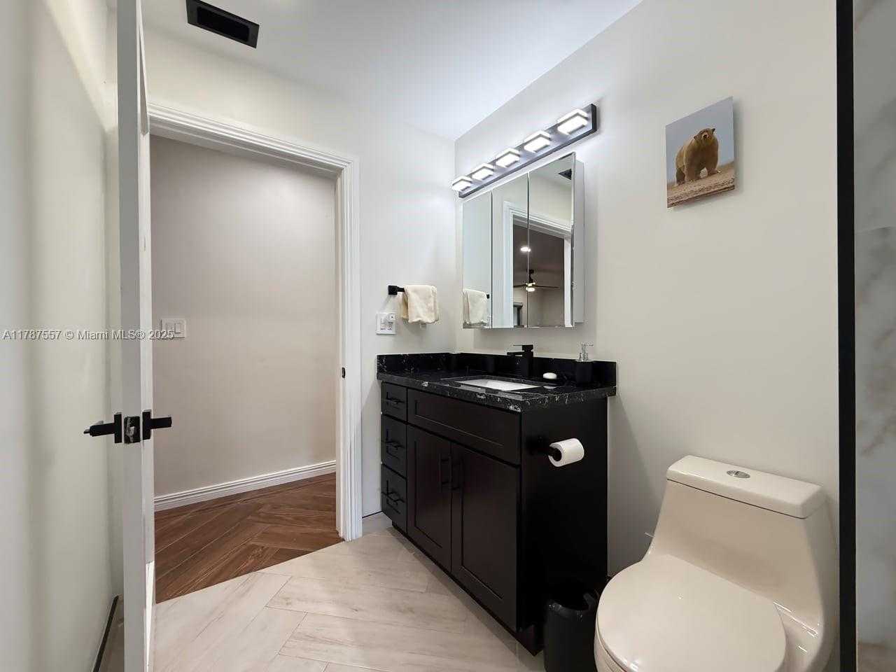 Small Image of 19612 SOUTH WEST 87TH PL, Cutler Bay Number 7