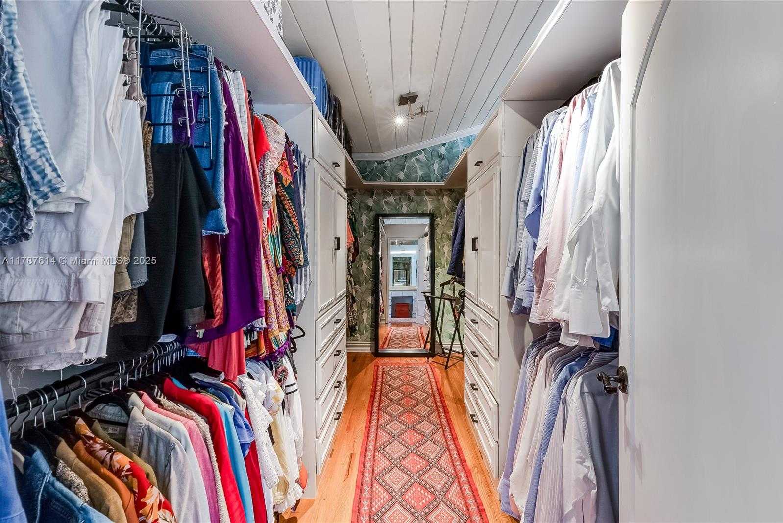 Small Image of 4404 ALHAMBRA CIR, Coral Gables Number 22