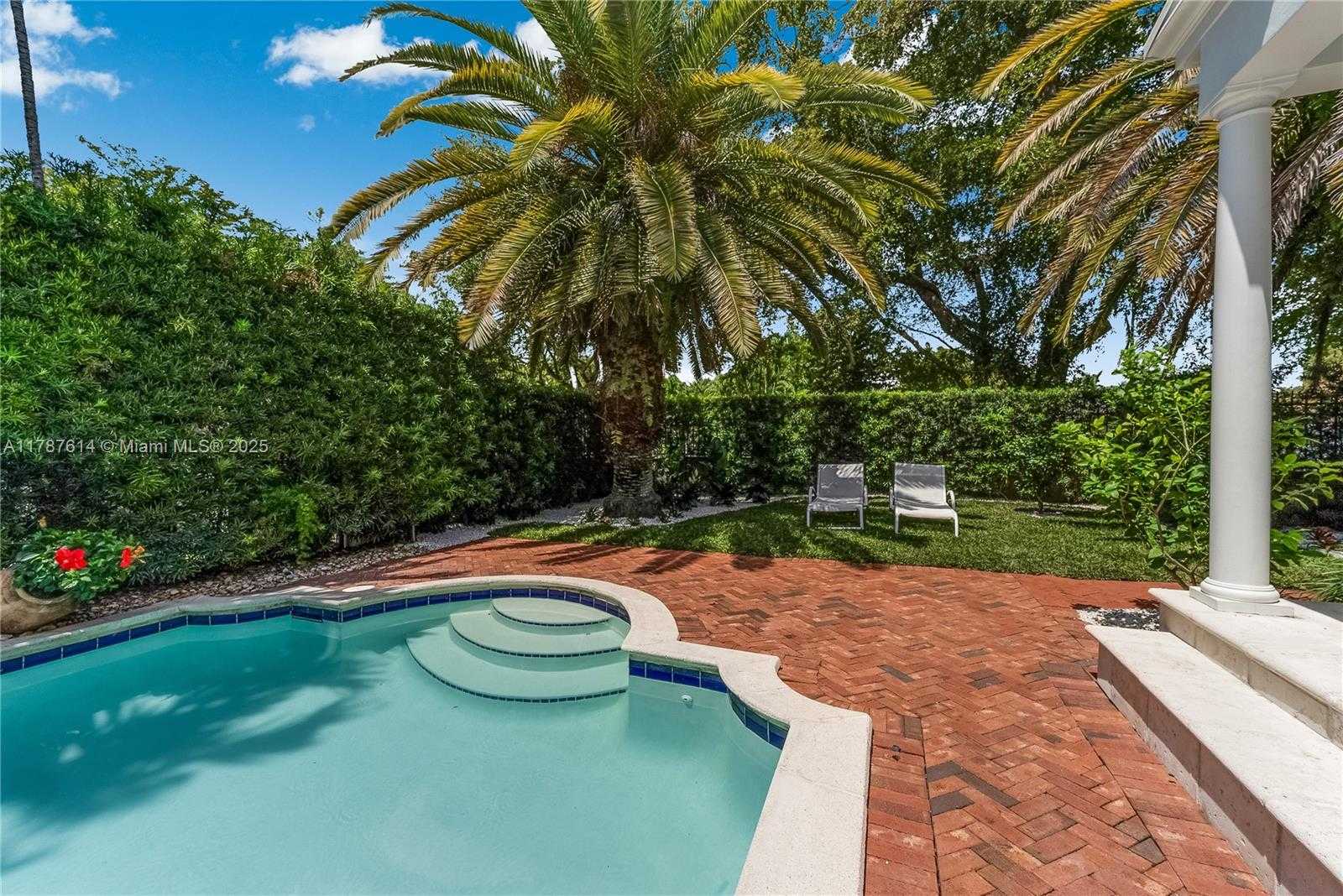 Small Image of 4404 ALHAMBRA CIR, Coral Gables Number 37