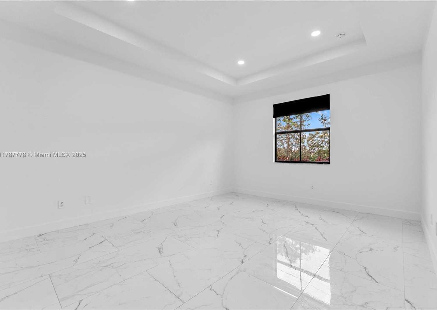 Small Image of 4814 NORTH WEST 56TH CT, Tamarac Number 10