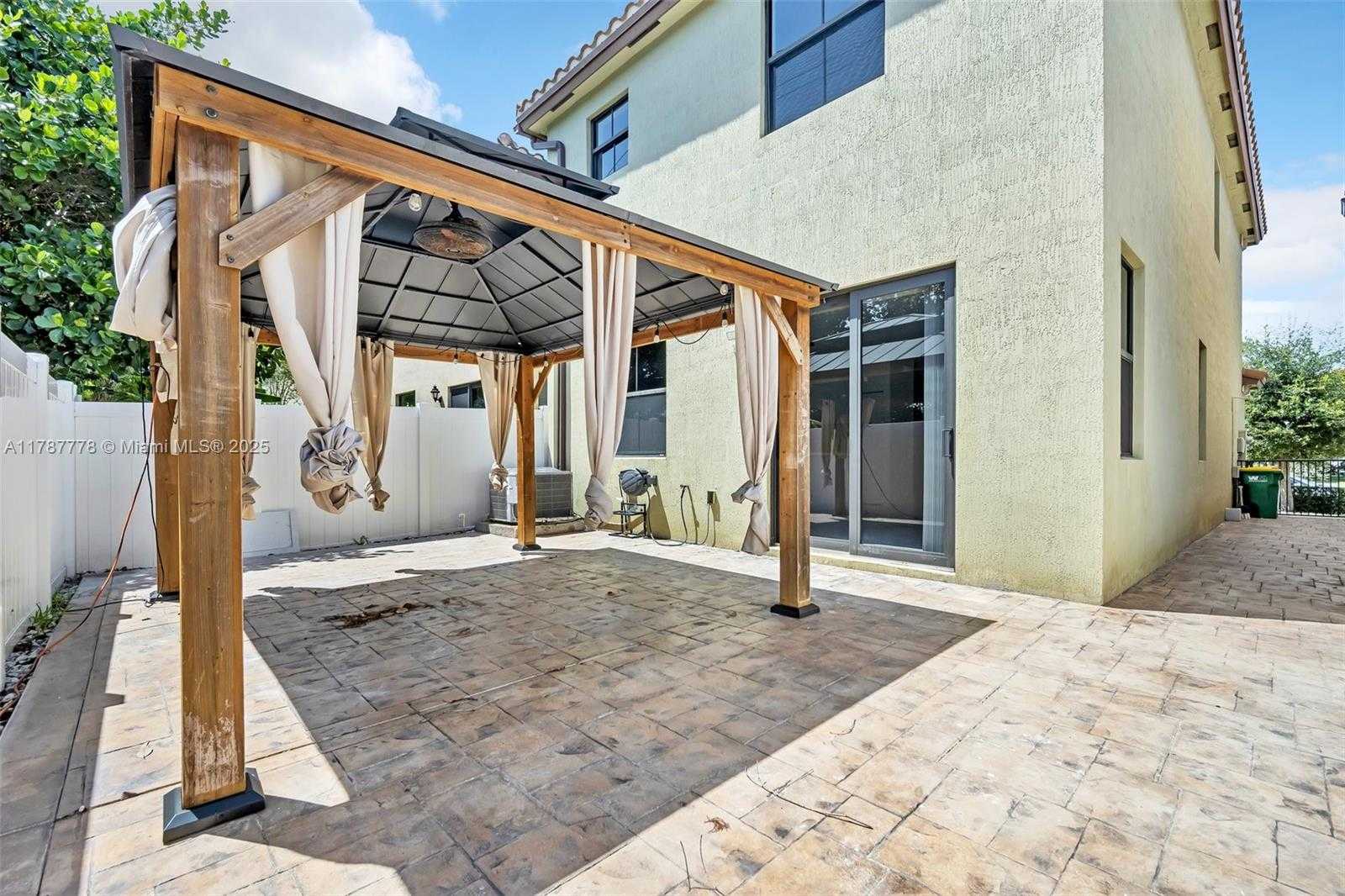Small Image of 4814 NORTH WEST 56TH CT, Tamarac Number 22