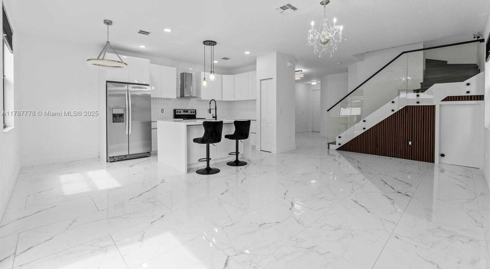 Small Image of 4814 NORTH WEST 56TH CT, Tamarac Number 5
