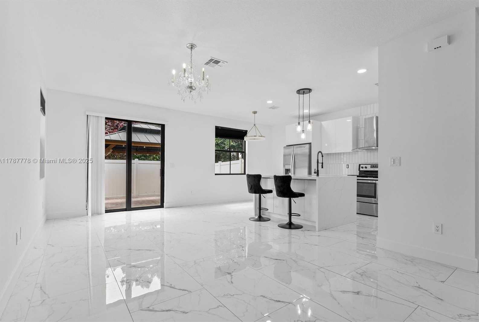 Small Image of 4814 NORTH WEST 56TH CT, Tamarac Number 6